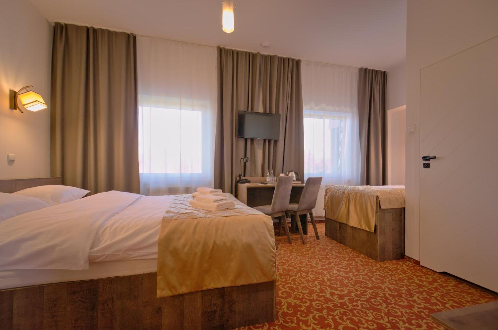 Hotel Sezam Machowa Kültér fotó