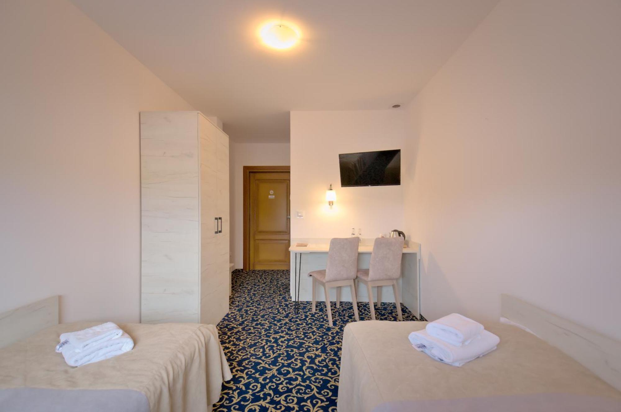 Hotel Sezam Machowa Kültér fotó