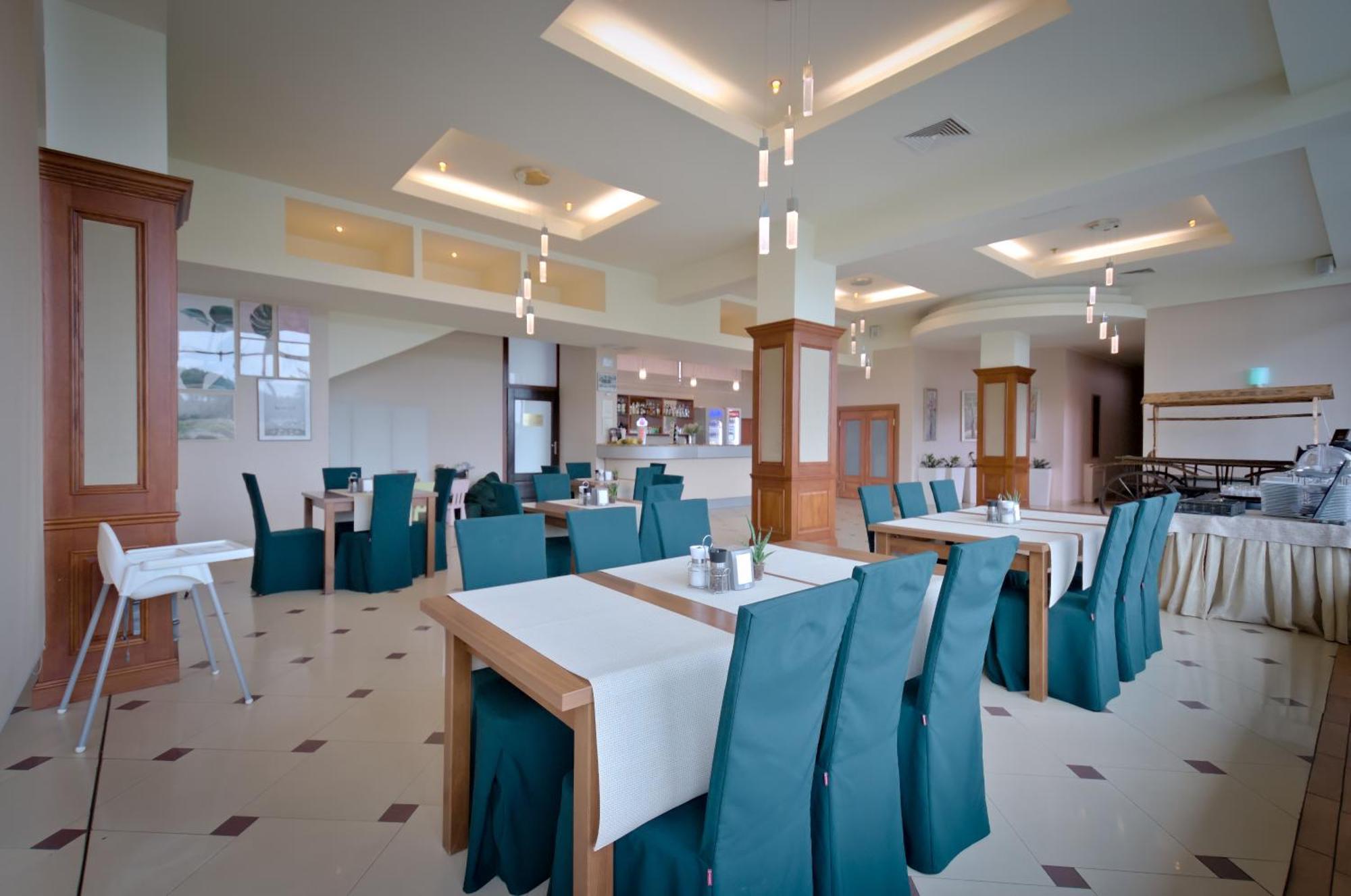 Hotel Sezam Machowa Kültér fotó
