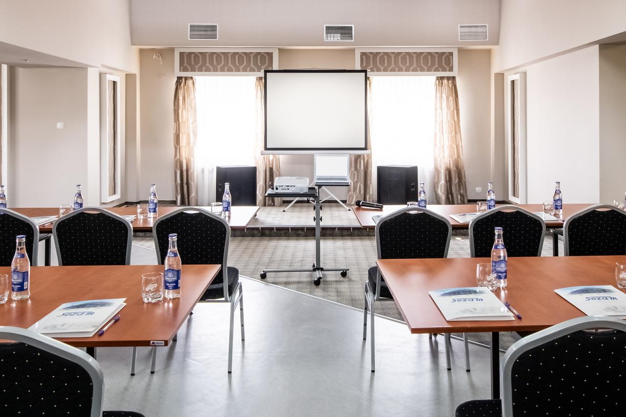 Hotel Sezam Machowa Kültér fotó