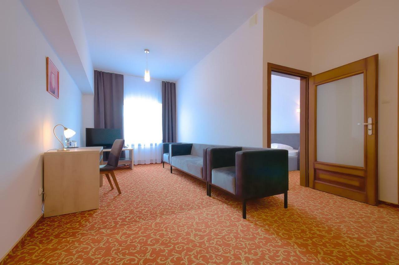 Hotel Sezam Machowa Kültér fotó